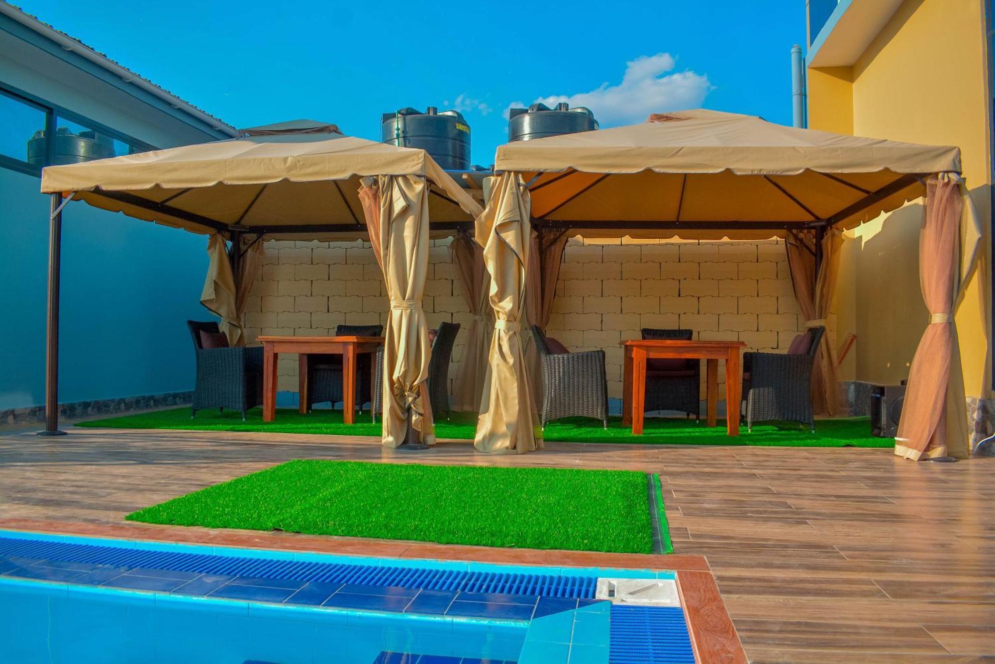 Brand Hotel Dodoma Esterno foto