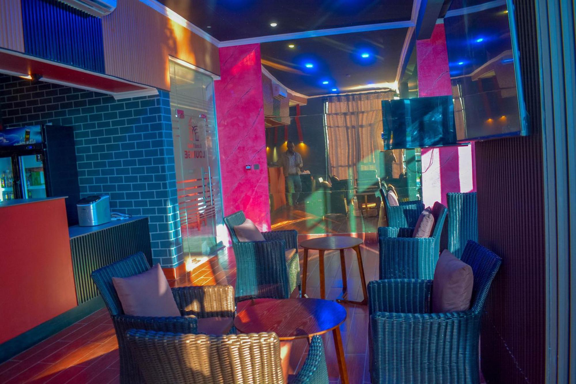 Brand Hotel Dodoma Esterno foto