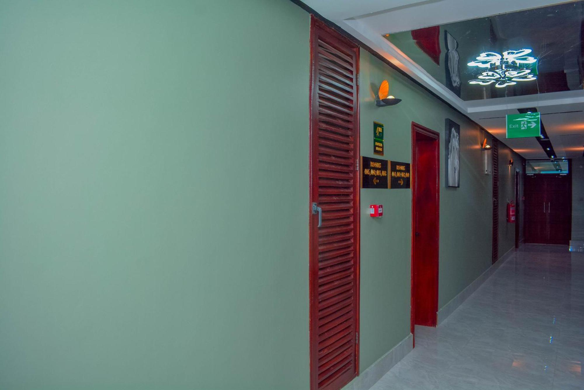 Brand Hotel Dodoma Esterno foto