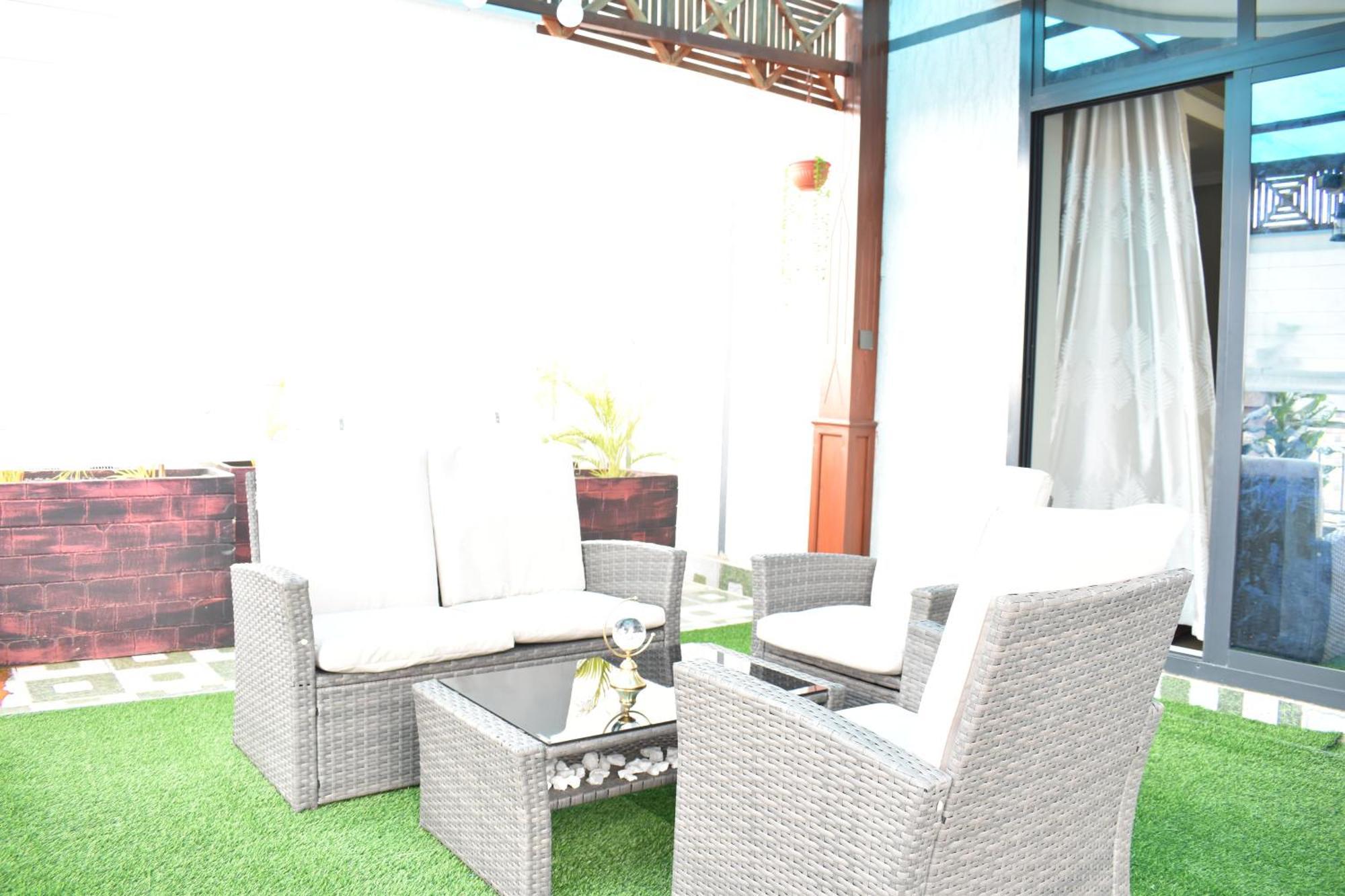 Brand Hotel Dodoma Esterno foto